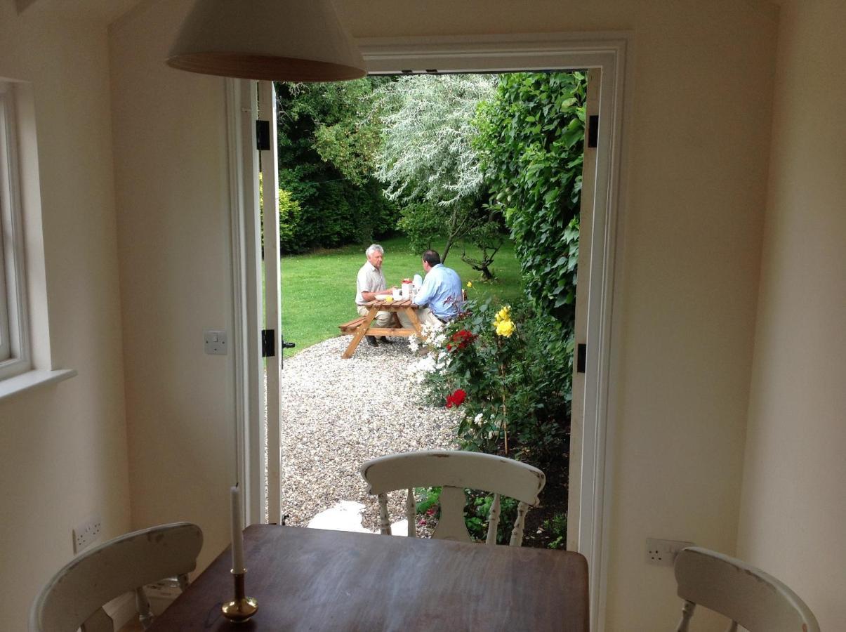 Acacia Cottage Halstead  Esterno foto