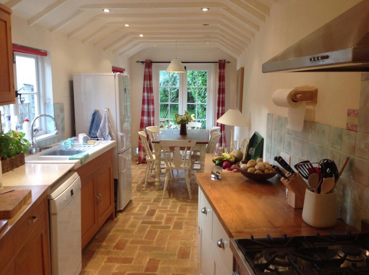 Acacia Cottage Halstead  Esterno foto
